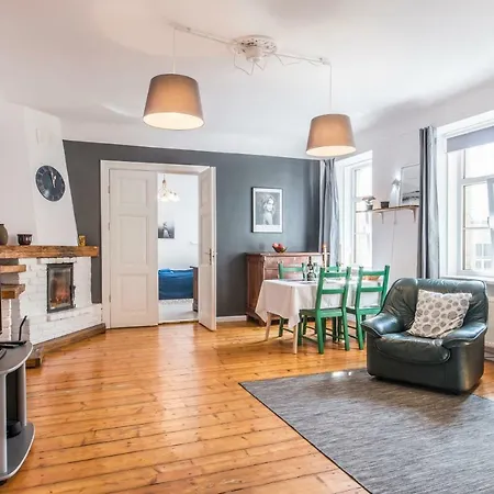 Old Park Apartment